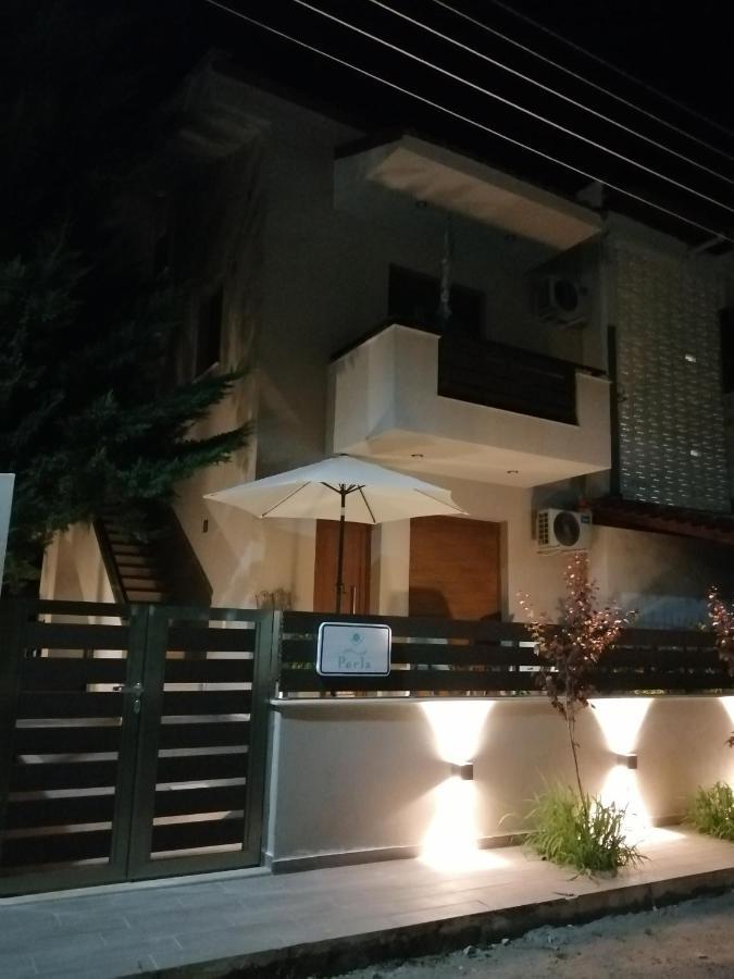 Perla Studios Paralia Dionysiou Exterior foto